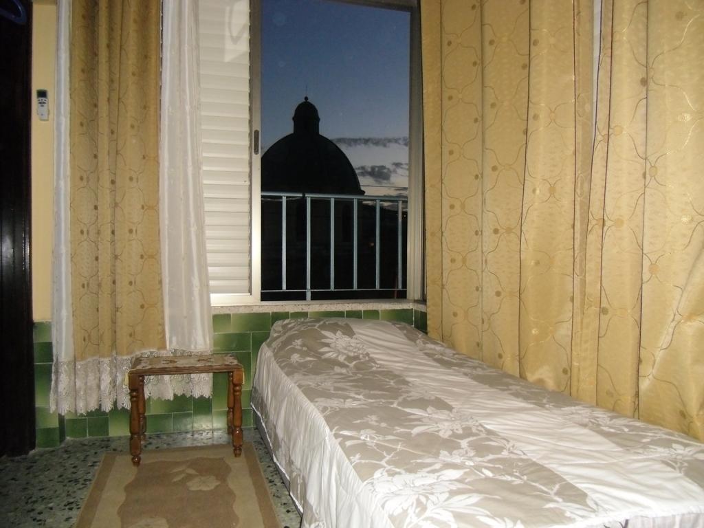 Cana Wedding Guest House Kafr Kannā Quarto foto
